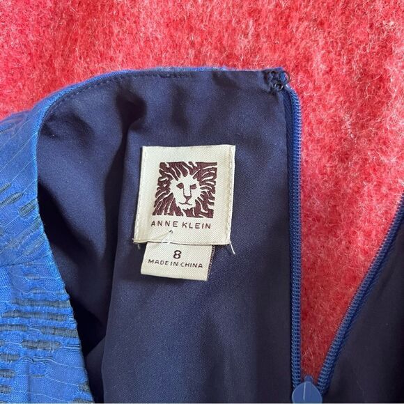 Anne Klein Royal Blue Texture Pattern Cap Sleeve Shift Dress - Picture 8 of 9
